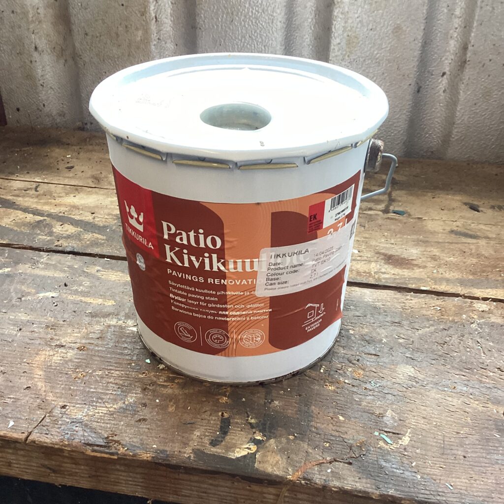 Tikkurila Paving Protection